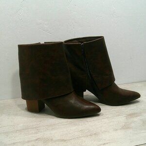 Sonoma Amarella Faux Chocolate Leather Fold Over Pointed Toe Ankle Boots SZ 8.5